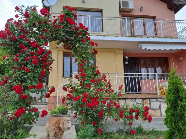 Къща в Балчик - 154 кв.м за 517 €/кв.м - Снимка #1