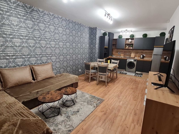 Дава се под наем Двустаен апартамент в София, Център - 75 кв.м за 746.64 € - Снимка #1