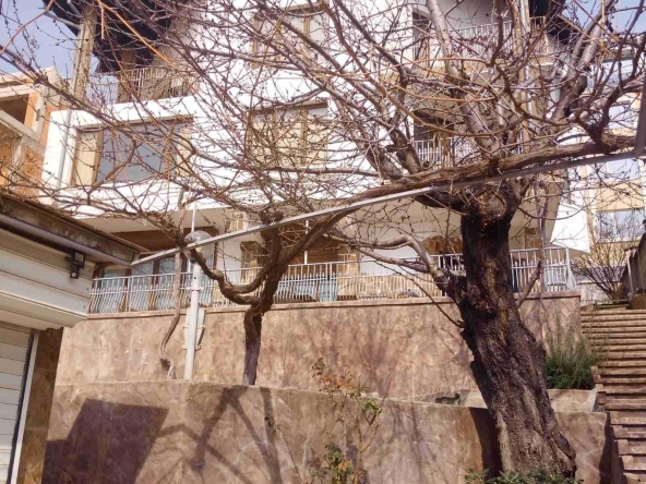 Къща в Варна, Бриз - 280 кв.м за 1075 €/кв.м - Снимка #1