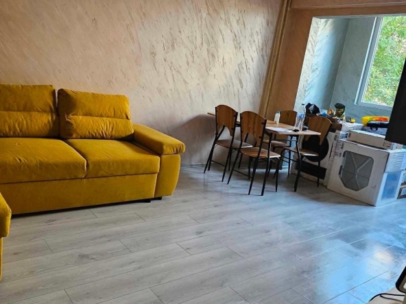 Дава се под наем Двустаен апартамент в София, Надежда 2 - 50 кв.м за 498.27 € - Снимка #1