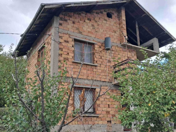 Къща в с. Донино, Област Габрово - 72 кв.м за 531 €/кв.м - Снимка #1