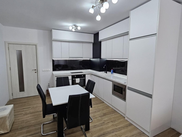 Дава се под наем Двустаен апартамент в София, Младост 2 - 72 кв.м за 900 € - Снимка #1