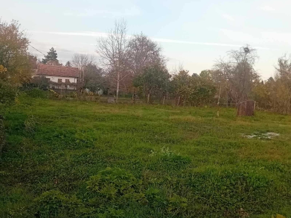 Парцел в с. Горен чифлик, Област Варна - 940 кв.м за 24 €/кв.м - Снимка #1