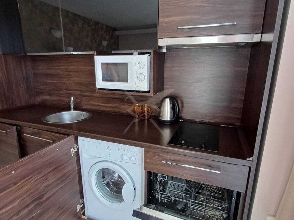Двустаен апартамент в к.к. Слънчев бряг - 97 кв.м за 1114 €/кв.м - Снимка #1