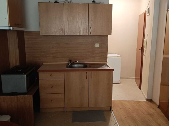 Дава се под наем  в Несебър - 42 кв.м за 178.5 € - Снимка #1