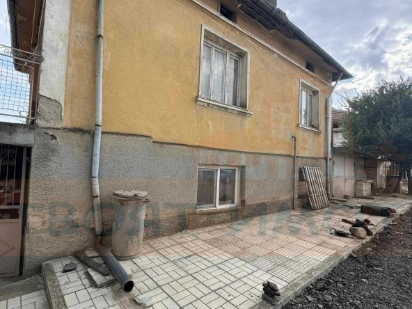 Къща в Петрич - 140 кв.м за 358 €/кв.м - Снимка #1