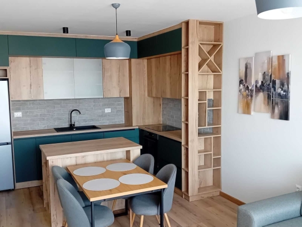 Дава се под наем Двустаен апартамент в Бургас, Изгрев - 67 кв.м за 688.5 € - Снимка #1