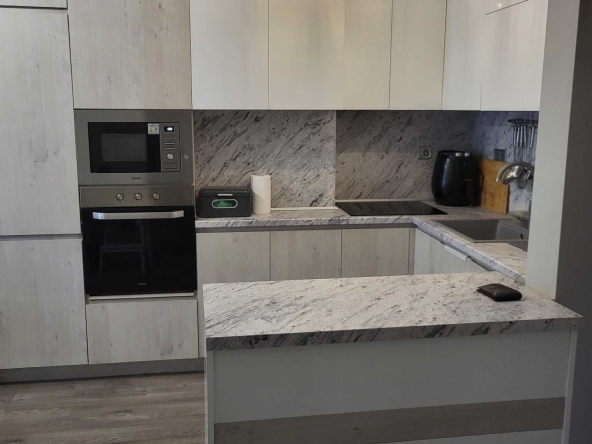 Тристаен апартамент в Варна, Гранд Мол Варна - 101 кв.м за 2179 €/кв.м - Снимка #1