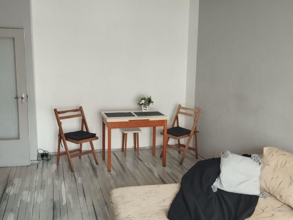 Дава се под наем Двустаен апартамент в София, Павлово - 48 кв.м за 478.38 € - Снимка #1