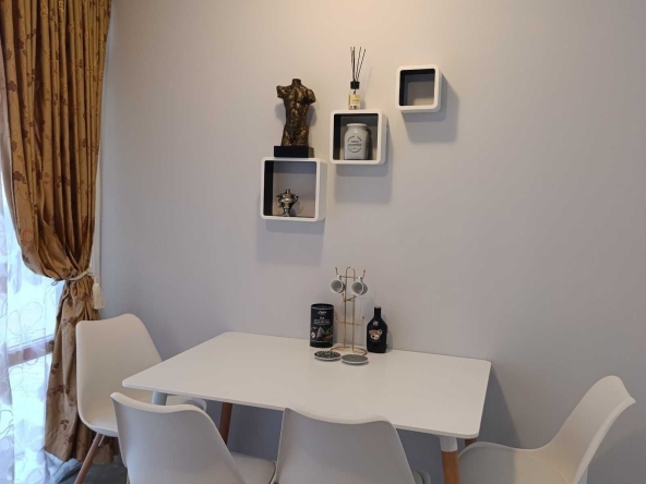 Двустаен апартамент в к.к. Слънчев бряг - 53 кв.м за 1067 €/кв.м - Снимка #1