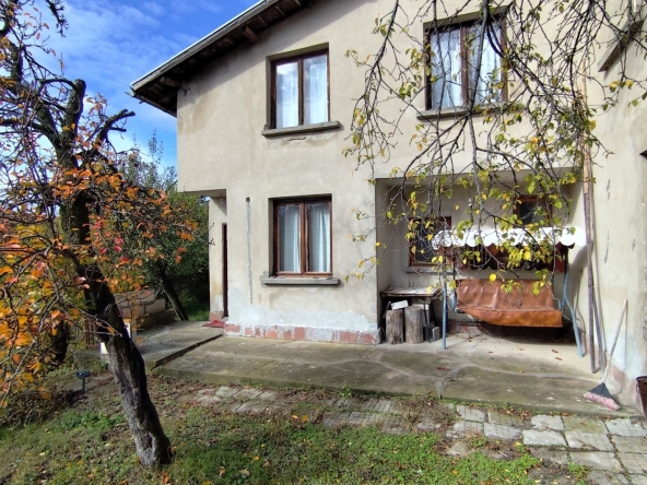 Къща в с. Бохот, Област Плевен - 86 кв.м за 350 €/кв.м - Снимка #1