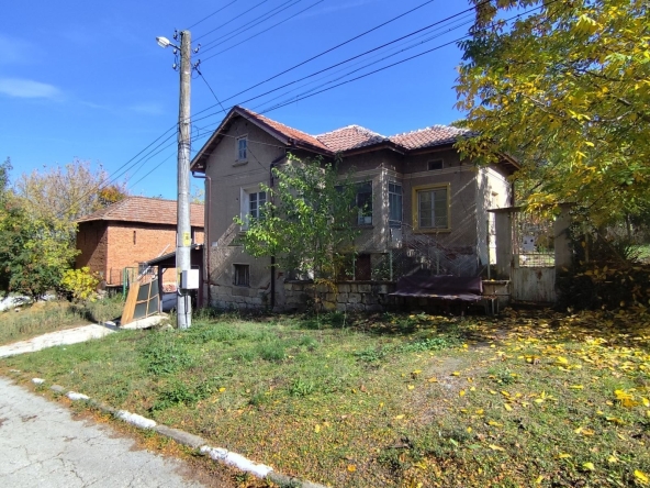 Къща в с. Върбица, Област Плевен - 60 кв.м за 442 €/кв.м - Снимка #1