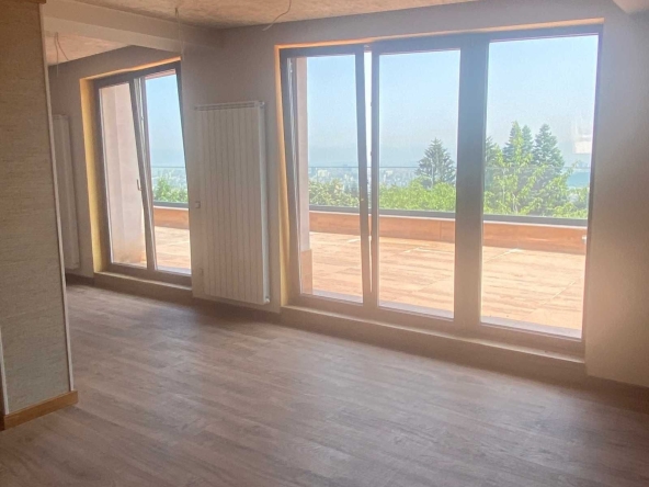 Къща в София, Бояна - 658 кв.м за 760 €/кв.м - Снимка #1