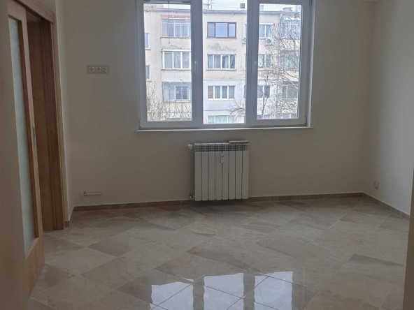 Едностаен апартамент в София, Иван Вазов - 50 кв.м за 1700 €/кв.м - Снимка #1