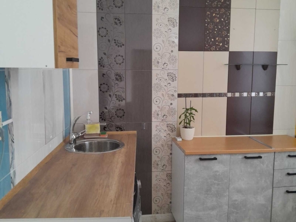 Дава се под наем Едностаен апартамент в София, Карпузица - 35 кв.м за 350 € - Снимка #1