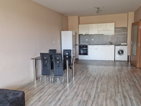 Дава се под наем Двустаен апартамент в София, Полигона - 90 кв.м за 660 € - Снимка #1