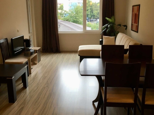 Дава се под наем Двустаен апартамент в Бургас, Зорница - 70 кв.м за 600 € - Снимка #1