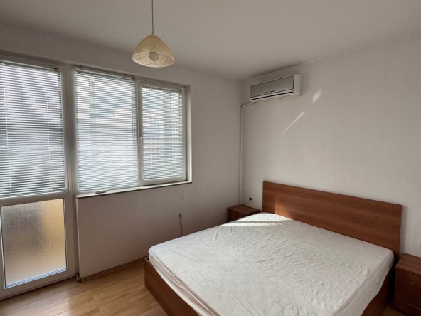 Дава се под наем Тристаен апартамент в София, Дървеница - 100 кв.м за 750 € - Снимка #1