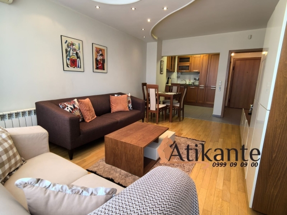 Дава се под наем Тристаен апартамент в София, Иван Вазов - 102 кв.м за 1200 € - Снимка #1