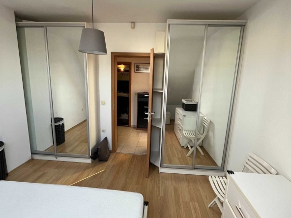 Дава се под наем Двустаен апартамент в София, Банишора - 61 кв.м за 550 € - Снимка #1