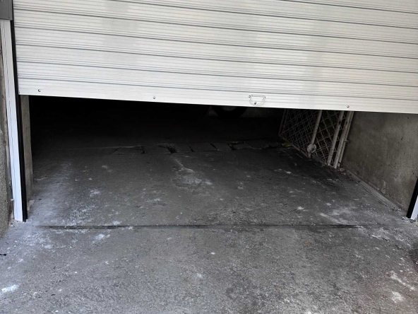 Дава се под наем Гараж / Паркомясто в Пловдив, Христо Смирненски - 10 кв.м за 75 € - Снимка #1