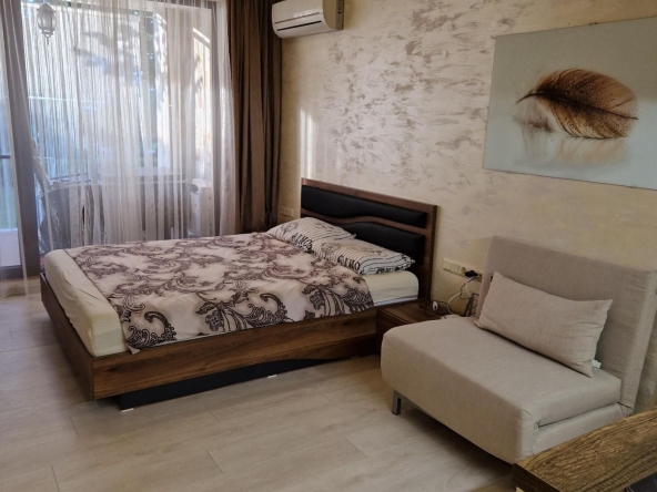 Едностаен апартамент в Бургас, Център - 45 кв.м за 1445 €/кв.м - Снимка #1