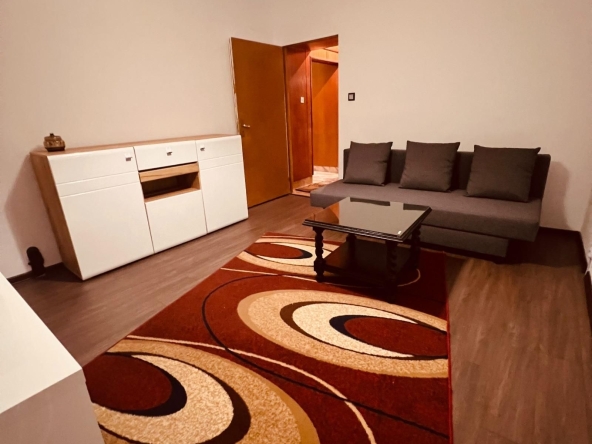 Дава се под наем Тристаен апартамент в София, Зона Б-5 - 88 кв.м за 750 € - Снимка #1