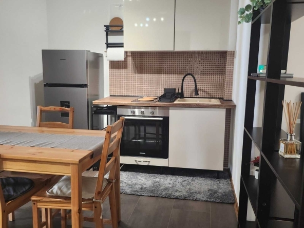 Дава се под наем Едностаен апартамент в София, Лозенец - 50 кв.м за 433.5 € - Снимка #1