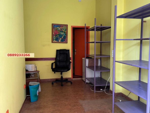 Дава се под наем Магазин в София, Зона Б-19 - 20 кв.м за 280.5 € - Снимка #1