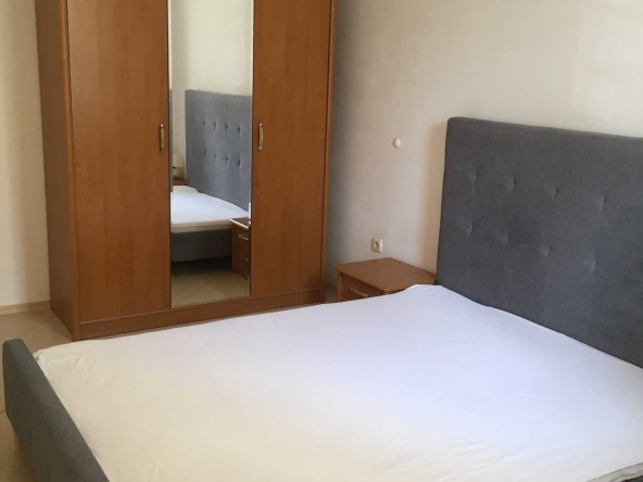 Дава се под наем Двустаен апартамент в София, Витоша - 78 кв.м за 650 € - Снимка #1