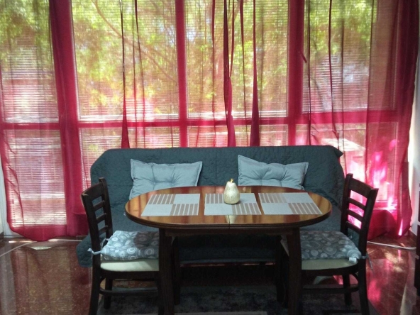 Дава се под наем Едностаен апартамент в Пловдив, Кършияка - 45 кв.м за 295.8 € - Снимка #1