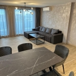 Дава се под наем Тристаен апартамент в Пловдив, Христо Смирненски - 100 кв.м за 950 € - Снимка #1