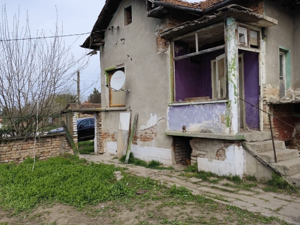 Къща в с. Горна Митрополия, Област Плевен - 79 кв.м за 342 €/кв.м - Снимка #1