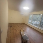 Дава се под наем Четиристаен апартамент в София, Лозенец - 90 кв.м за 766 € - Снимка #1