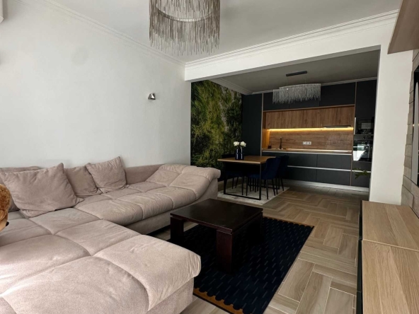 Дава се под наем Тристаен апартамент в София, Лозенец - 118 кв.м за 1200 € - Снимка #1