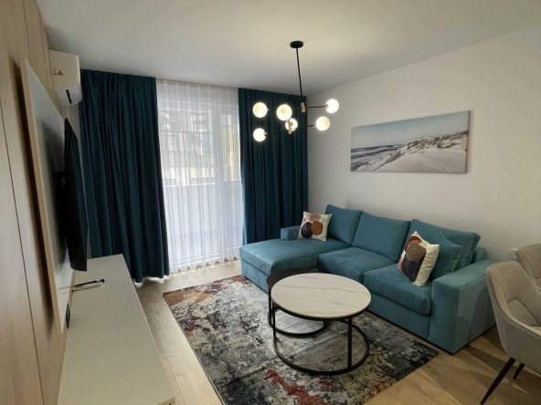 Дава се под наем Тристаен апартамент в Пловдив, Христо Смирненски - 90 кв.м за 900 € - Снимка #1