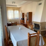 Дава се под наем Тристаен апартамент в София, Изток - 88 кв.м за 700 € - Снимка #1