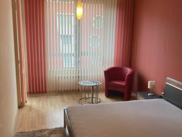 Дава се под наем Двустаен апартамент в София, Зона Б-18 - 75 кв.м за 1100 € - Снимка #1