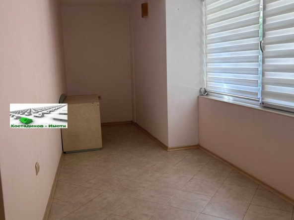 Дава се под наем Офис в Пловдив, Каменица 1 - 48 кв.м за 350 € - Снимка #1