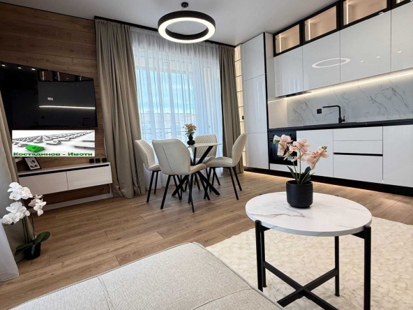 Тристаен апартамент в Пловдив, Кършияка - 93 кв.м за 1042 €/кв.м - Снимка #1