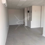 Дава се под наем Магазин в Пловдив, Христо Смирненски - 50 кв.м за 398.82 € - Снимка #1