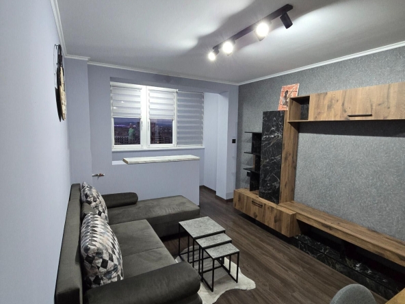 Дава се под наем Двустаен апартамент в София, Толстой - 56 кв.м за 608.43 € - Снимка #1