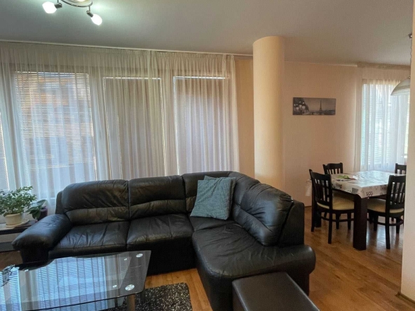 Дава се под наем Тристаен апартамент в София, Карпузица - 93 кв.м за 598.23 € - Снимка #1