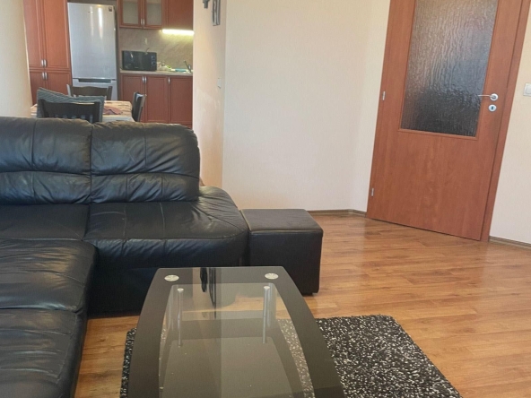 Дава се под наем Тристаен апартамент в София, Карпузица - 93 кв.м за 598.23 € - Снимка #1