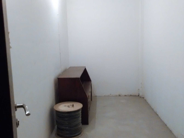 Склад в Русе, Родина 1 - 8 кв.м за 1300 €/кв.м - Снимка #1