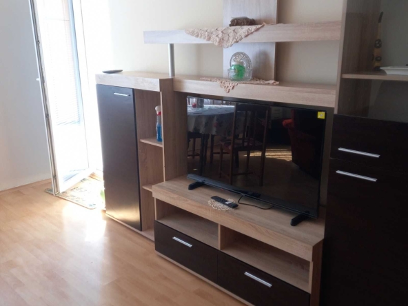 Дава се под наем Двустаен апартамент в София, Дружба 2 - 55 кв.м за 428.91 € - Снимка #1