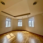 Дава се под наем Офис в София, Център - 107 кв.м за 1494.81 € - Снимка #1