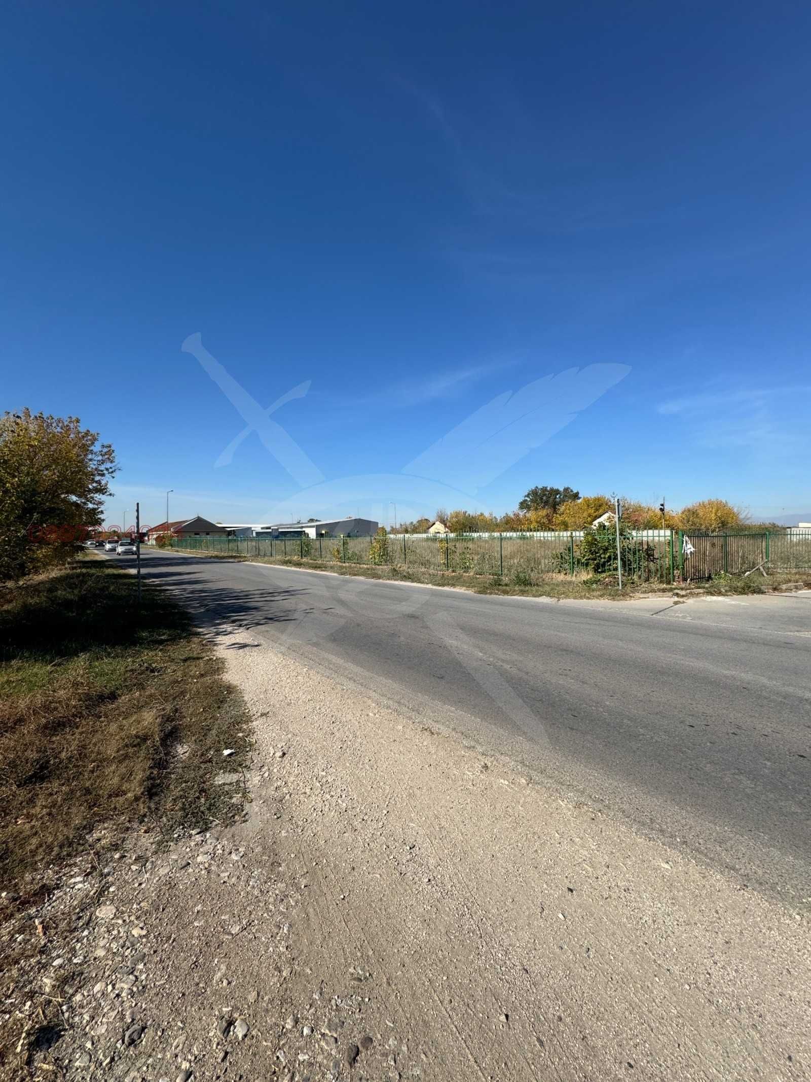 Парцел в с. Скутаре, Област Пловдив - 3373 кв.м за 8 €/кв.м - Снимка #1