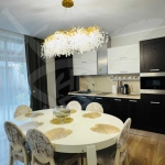 Дава се под наем Къща в Бургас, Сарафово - 140 кв.м за 2493.39 € - Снимка #1