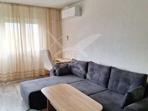 Дава се под наем Двустаен апартамент в Пловдив, Тракия - 79 кв.м за 448.8 € - Снимка #1